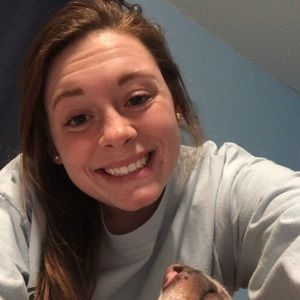 Meet your Posher, Hannah